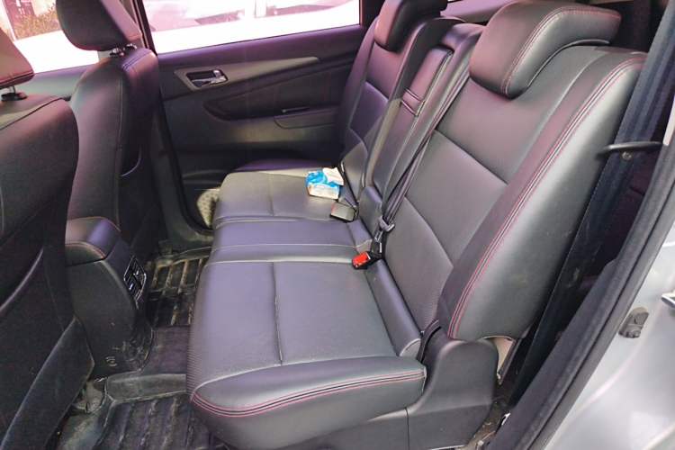 Used CHANGAN KAICHENG Oushang A600 2016 1.5L Manual Elite 7-Seater Left Rear Seat