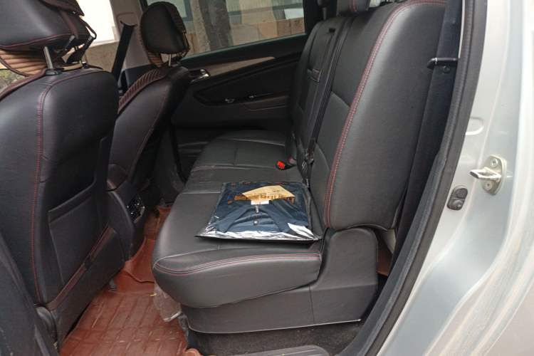 Used CHANGAN KAICHENG Oushang A600 2016 1.5L Manual Elite 7-Seater Left Rear Seat