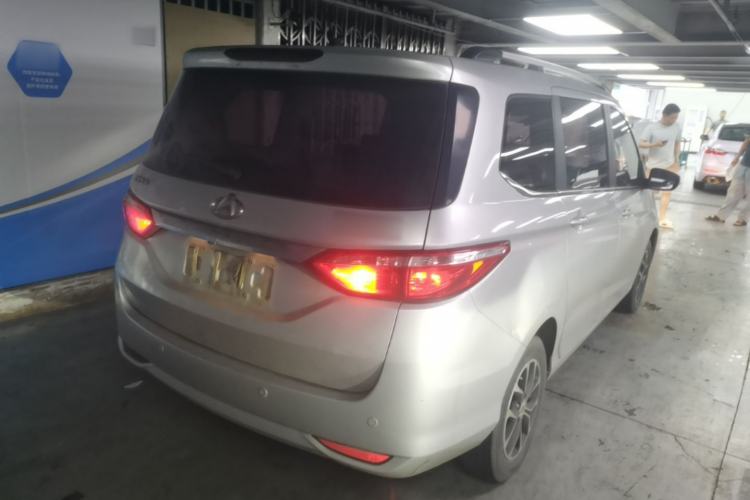 Used CHANGAN KAICHENG Oushang A600 2016 1.5L Manual Luxury 7-Seater Rear Right 45 Deg