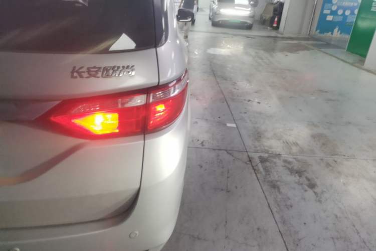 Used CHANGAN KAICHENG Oushang A600 2016 1.5L Manual Luxury 7-Seater Right Rear Taillight