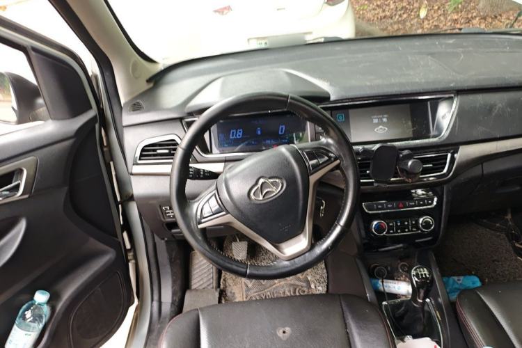 Used CHANGAN KAICHENG Oushang A600 2016 1.5L Manual Luxury 7-Seater Steering Wheel
