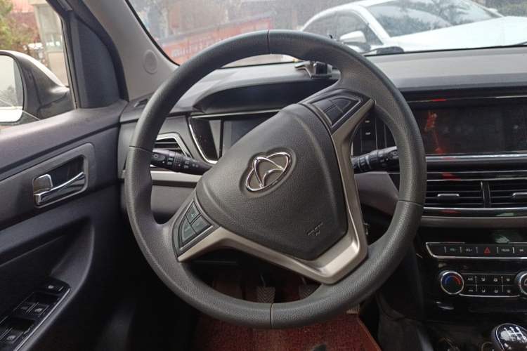 Used CHANGAN KAICHENG Oushang A600 2016 1.5L Manual Elite 7-Seater Steering Wheel