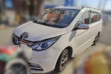 Used CHANGAN KAICHENG Oushang A600 2016 1.5L Manual Luxury 7-Seater
