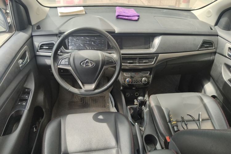 Used CHANGAN KAICHENG Oushang A600 2016 1.5L Manual Luxury 7-Seater Center Console