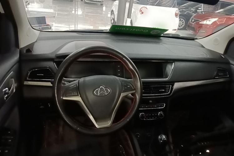 Used CHANGAN KAICHENG Oushang A600 2016 1.5L Manual Luxury 7-Seater Center Console