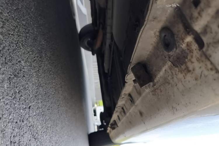 Used CHANGAN KAICHENG Oushang A600  Chassis Front Left