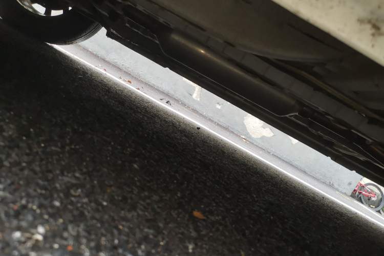 Used CHANGAN KAICHENG Oushang A600 2016 1.5L Manual Luxury 7-Seater Chassis Front Left