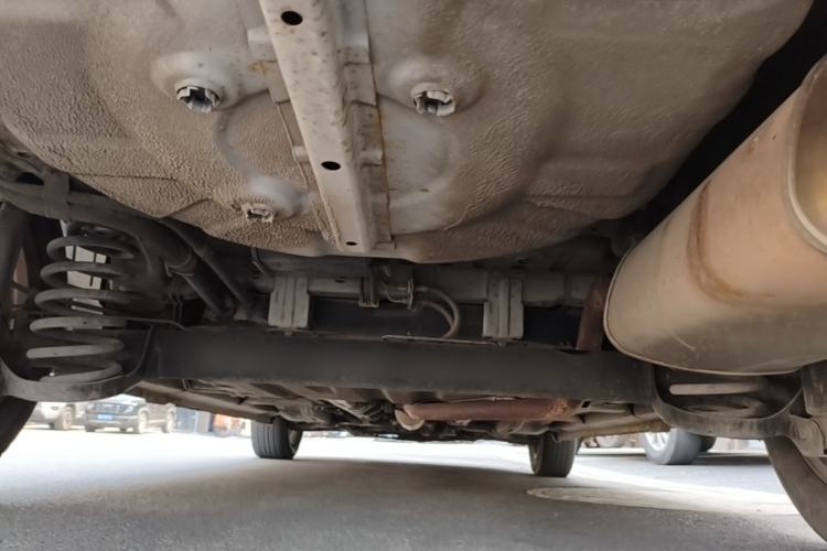 Used CHANGAN KAICHENG Oushang A600  Chassis Rear