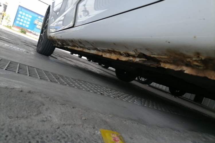 Used CHANGAN KAICHENG Oushang A600 2016 1.5L Manual Luxury 7-Seater Chassis Rear Left
