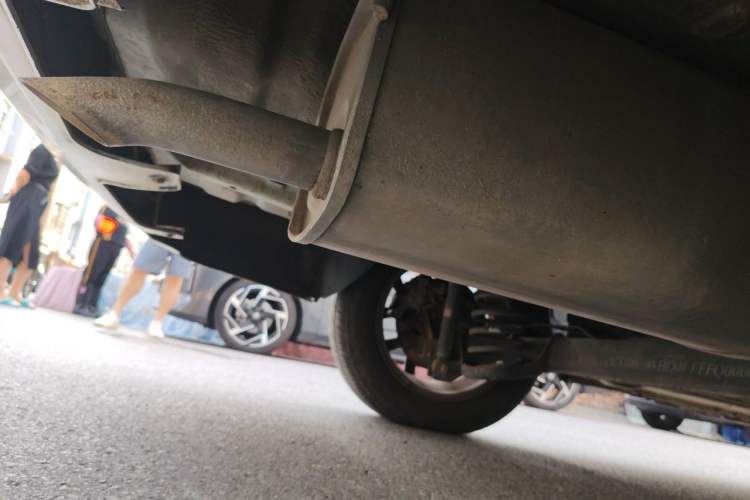 Used CHANGAN KAICHENG Oushang A600 2016 1.5L Manual Elite 7-Seater Chassis Rear Right