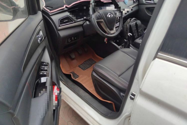 Used CHANGAN KAICHENG Oushang A600 2016 1.5L Manual Luxury 7-Seater Driver Seat