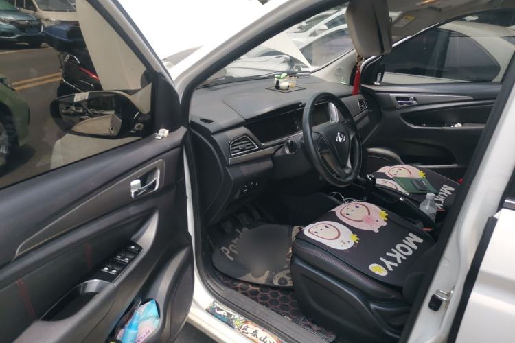 Used CHANGAN KAICHENG Oushang A600 2016 1.5L Manual Luxury 7-Seater Driver Seat