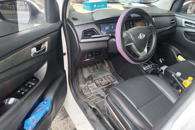 Used CHANGAN KAICHENG Oushang A600 2016 1.5L Manual Luxury 7-Seater Driver Seat