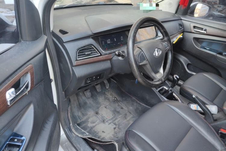 Used CHANGAN KAICHENG Oushang A600 2016 1.5L Manual Luxury 7-Seater Driver Seat