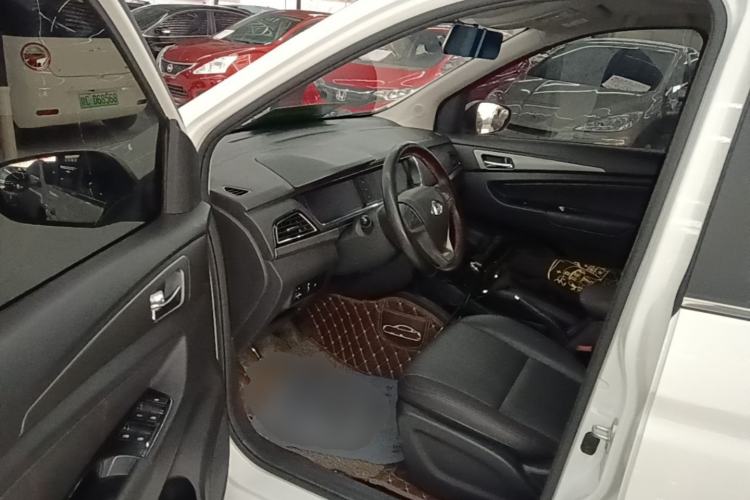 Used CHANGAN KAICHENG Oushang A600 2016 1.5L Manual Luxury 7-Seater Driver Seat