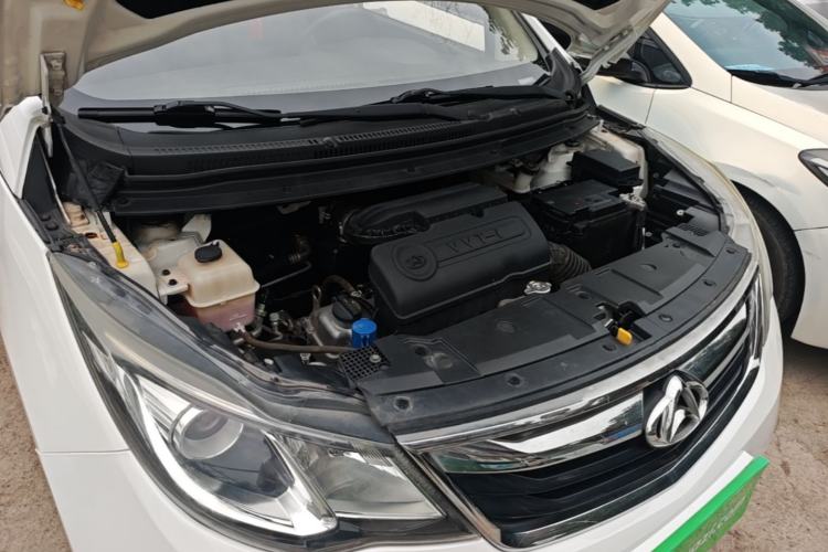 Used CHANGAN KAICHENG Oushang A600 2016 1.5L Manual Luxury 7-Seater Engine Bay
