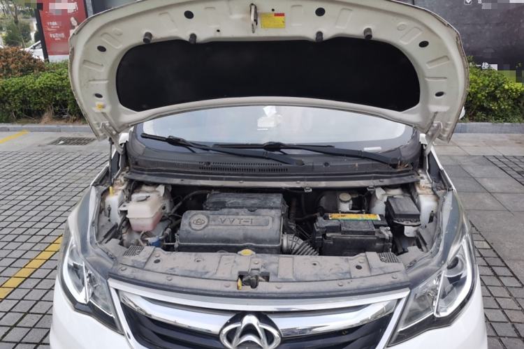 Used CHANGAN KAICHENG Oushang A600 2016 1.5L Manual Luxury 7-Seater Engine Bay
