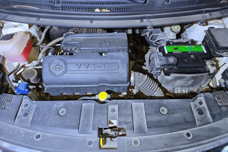 Used CHANGAN KAICHENG Oushang A600 2016 1.5L Manual Luxury 7-Seater Engine Bay