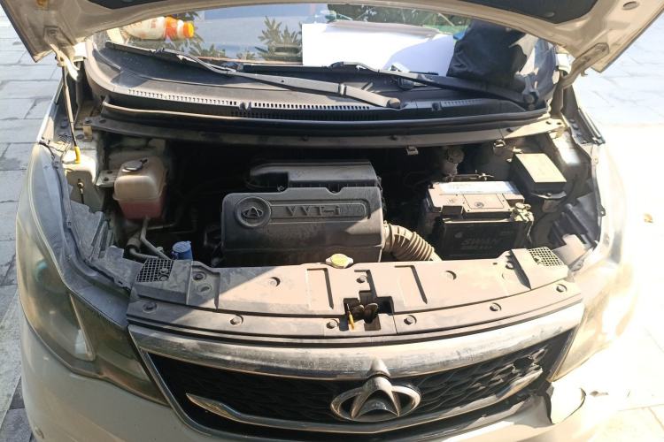 Used CHANGAN KAICHENG Oushang A600 2016 1.5L Manual Luxury 7-Seater Engine Bay
