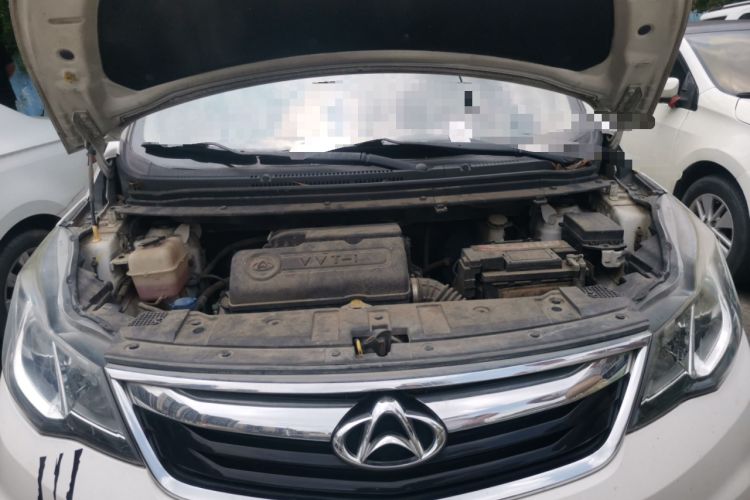 Used CHANGAN KAICHENG Oushang A600 2016 1.5L Manual Luxury 7-Seater Engine Bay
