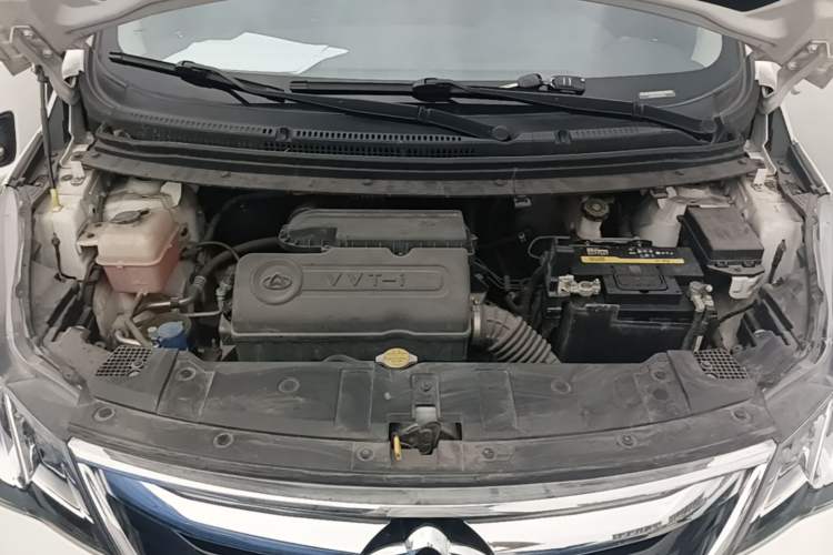 Used CHANGAN KAICHENG Oushang A600 2016 1.5L Manual Luxury 7-Seater Engine Bay