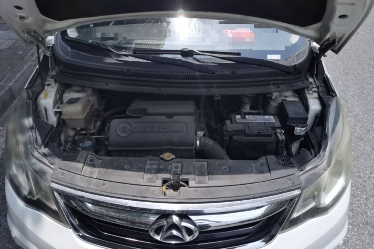 Used CHANGAN KAICHENG Oushang A600 2016 1.5L Manual Luxury 7-Seater Engine Bay
