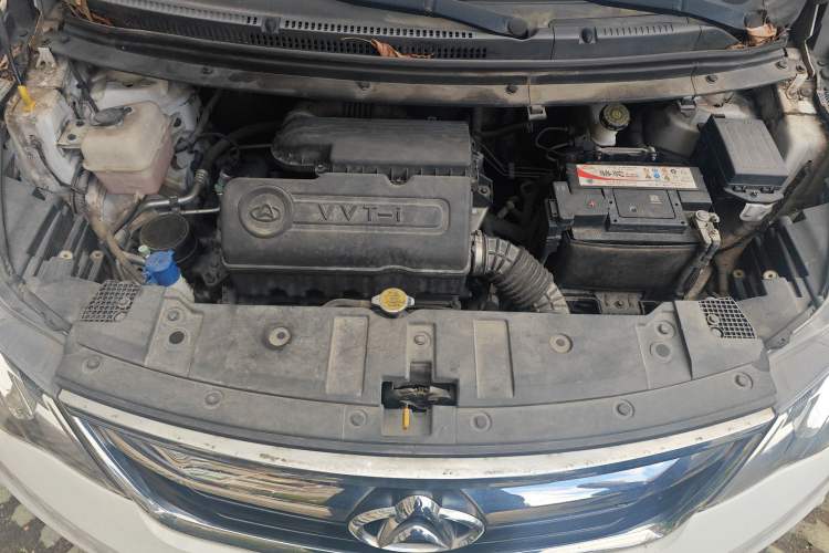 Used CHANGAN KAICHENG Oushang A600 2016 1.5L Manual Luxury 7-Seater Engine Bay