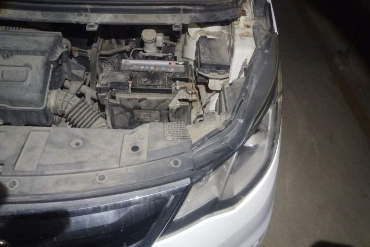 Used CHANGAN KAICHENG Oushang A600 2016 1.5L Manual Luxury 7-Seater Engine Bay Left