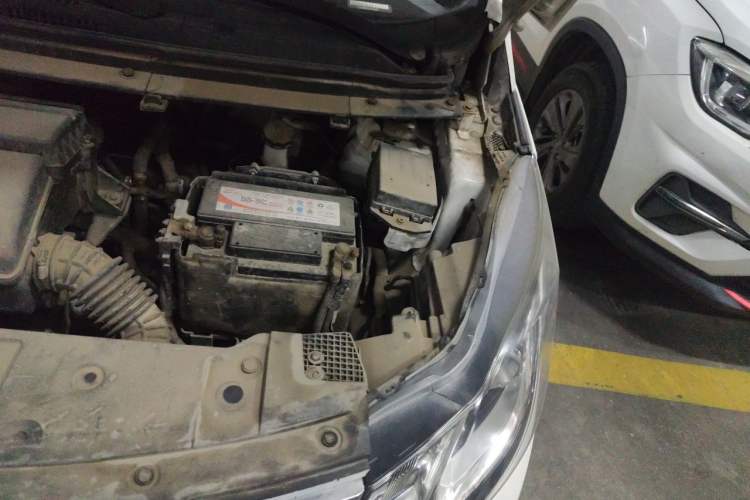 Used CHANGAN KAICHENG Oushang A600 2016 1.5L Manual Elite 7-Seater Engine Bay Left