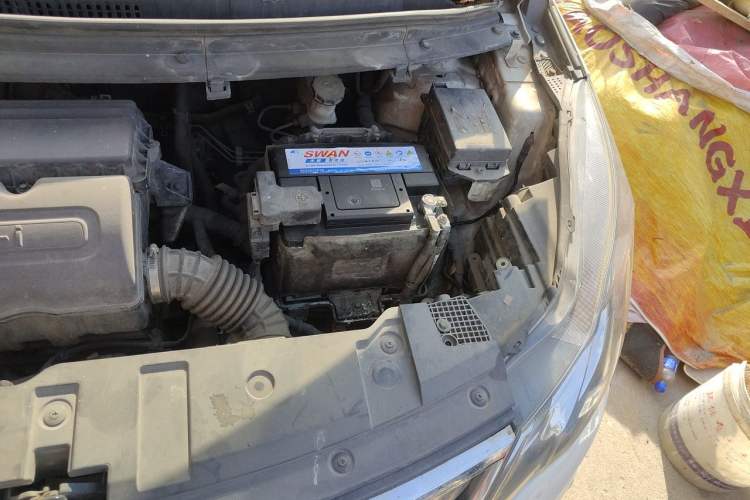 Used CHANGAN KAICHENG Oushang A600 2016 1.5L Manual Luxury 7-Seater Engine Bay Left