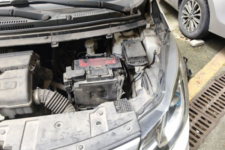Used CHANGAN KAICHENG Oushang A600 2016 1.5L Manual Fashion 7-Seater Engine Bay Left