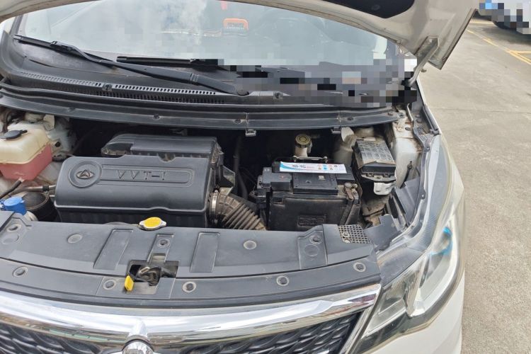 Used CHANGAN KAICHENG Oushang A600 2016 1.5L Manual Luxury 7-Seater Engine Bay Left