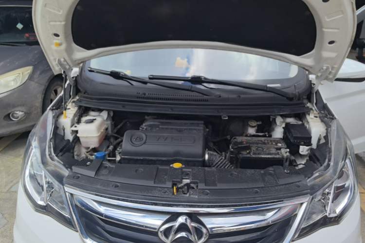 Used CHANGAN KAICHENG Oushang A600 2016 1.5L Manual Luxury 7-Seater Engine Bay
