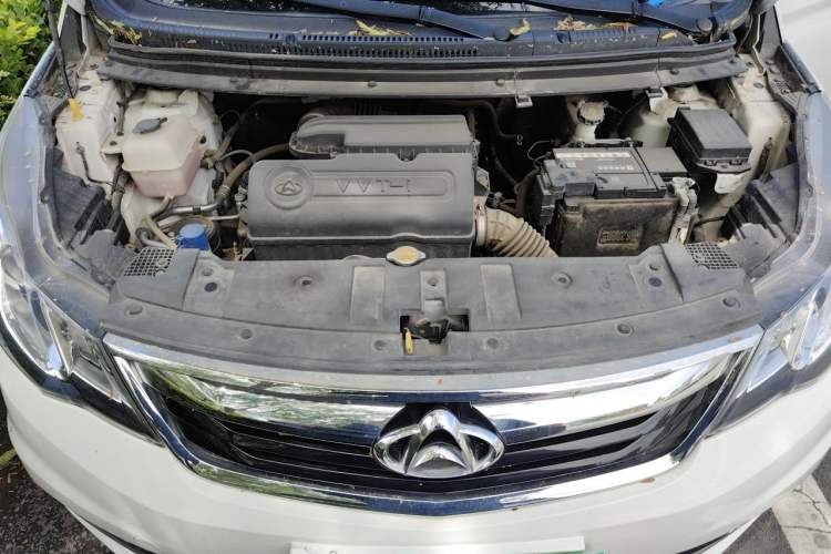 Used CHANGAN KAICHENG Oushang A600 2016 1.5L Manual Elite 7-Seater Engine Bay
