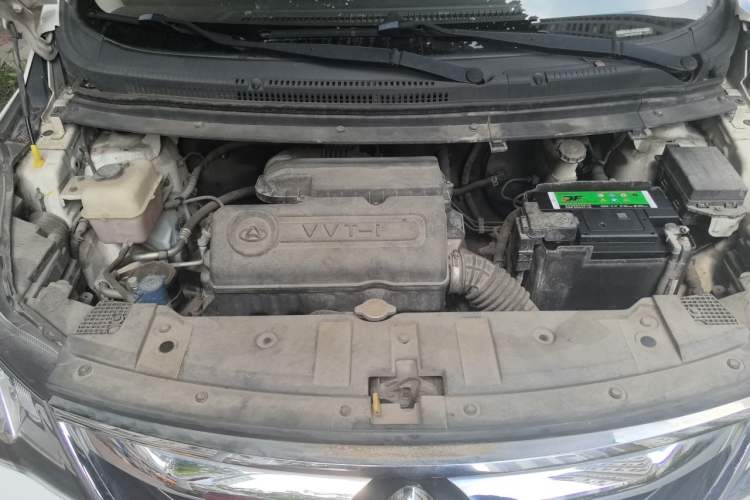 Used CHANGAN KAICHENG Oushang A600 2016 1.5L Manual Luxury 7-Seater Engine Bay