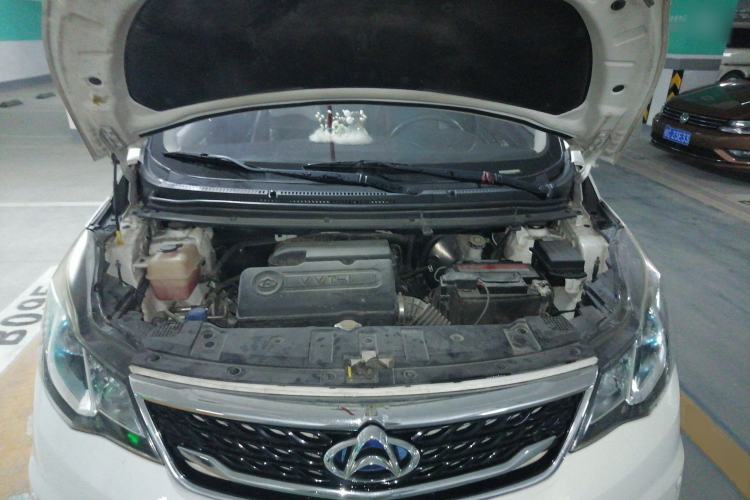 Used CHANGAN KAICHENG Oushang A600 2016 1.5L Manual Luxury 7-Seater Engine Bay
