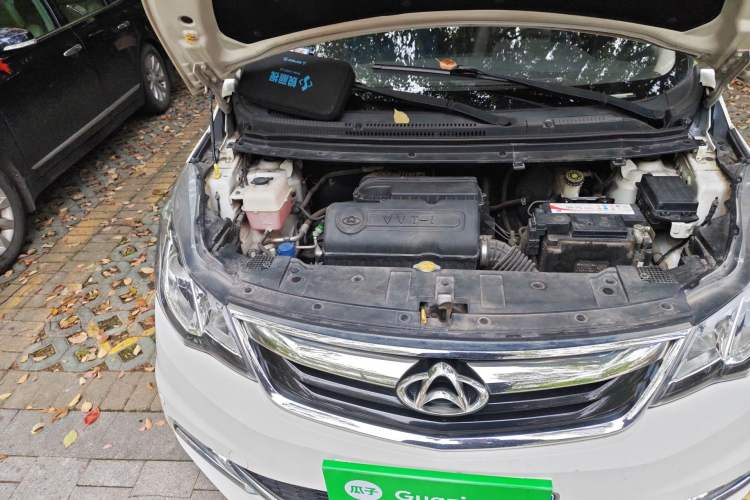 Used CHANGAN KAICHENG Oushang A600 2016 1.5L Manual Luxury 7-Seater Engine Bay Right