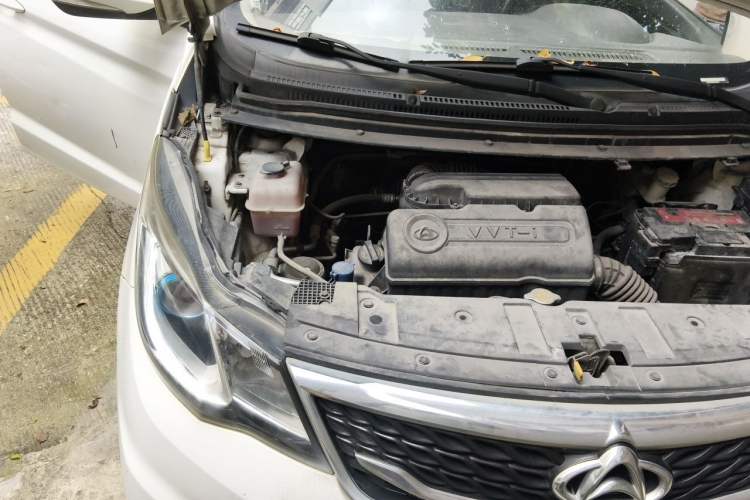 Used CHANGAN KAICHENG Oushang A600 2016 1.5L Manual Fashion 7-Seater Engine Bay Right