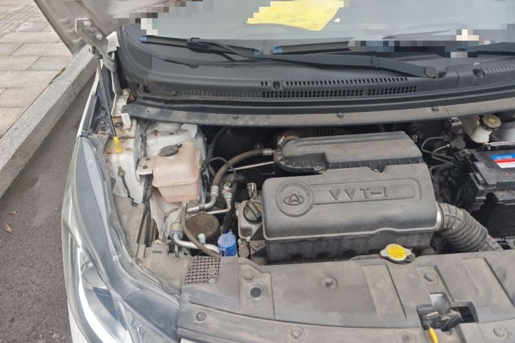 Used CHANGAN KAICHENG Oushang A600 2016 1.5L Manual Luxury 7-Seater Engine Bay Right