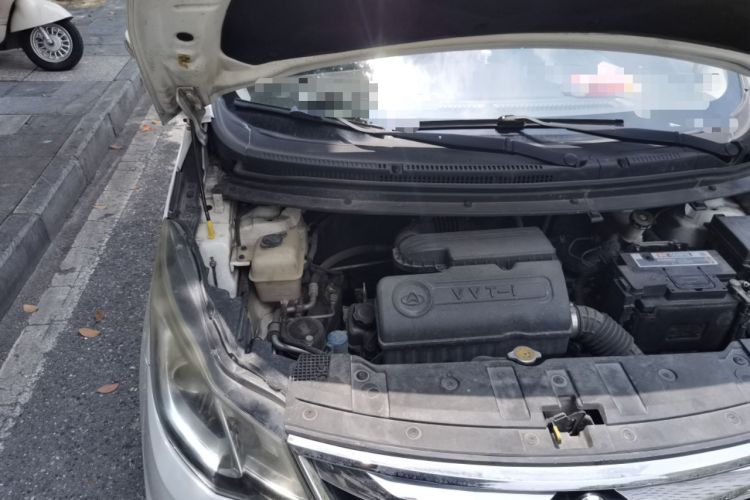Used CHANGAN KAICHENG Oushang A600 2016 1.5L Manual Luxury 7-Seater Engine Bay Right