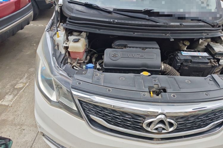 Used CHANGAN KAICHENG Oushang A600 2016 1.5L Manual Luxury 7-Seater Engine Bay Right