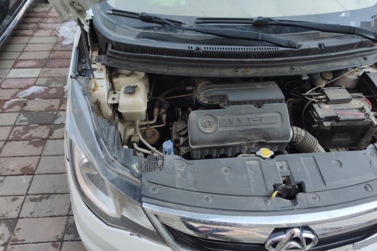 Used CHANGAN KAICHENG Oushang A600 2016 1.5L Manual Luxury 7-Seater Engine Bay Right