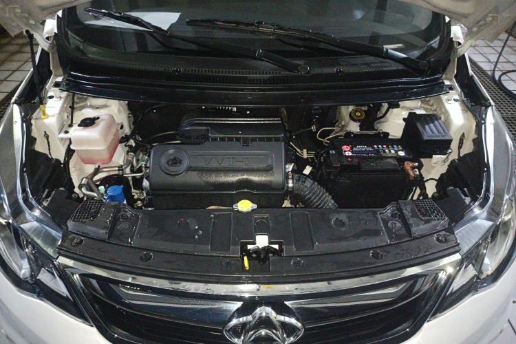 Used CHANGAN KAICHENG Oushang A600 2016 1.5L Manual Luxury 7-Seater Engine Bay
