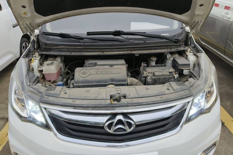 Used CHANGAN KAICHENG Oushang A600 2016 1.5L Manual Luxury 7-Seater Engine Bay