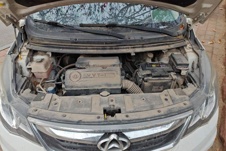 Used CHANGAN KAICHENG Oushang A600 2016 1.5L Manual Elite 7-Seater Engine Bay