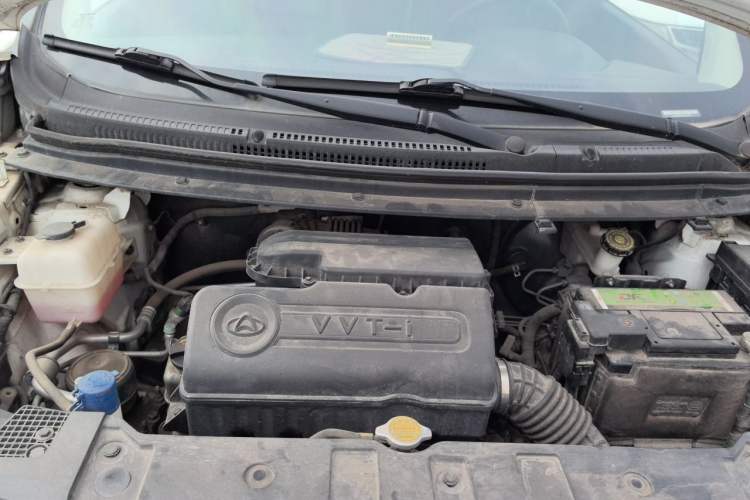 Used CHANGAN KAICHENG Oushang A600 2016 1.5L Manual Luxury 7-Seater Engine Bay