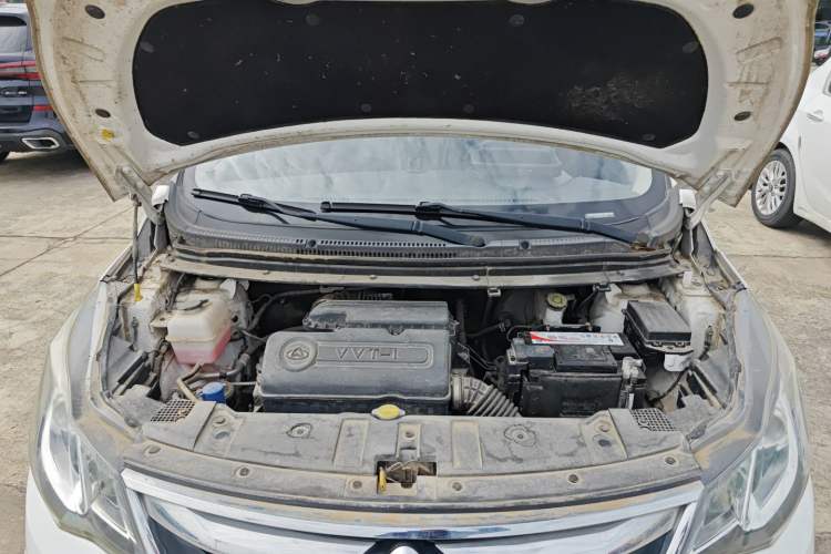 Used CHANGAN KAICHENG Oushang A600 2016 1.5L Manual Luxury 7-Seater Engine Bay