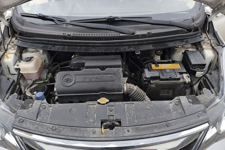 Used CHANGAN KAICHENG Oushang A600 2016 1.5L Manual Elite 7-Seater Engine Bay
