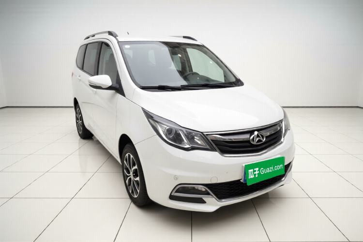 Used CHANGAN KAICHENG Oushang A600 2016 1.5L Manual Luxury 7-Seater Exterior 2