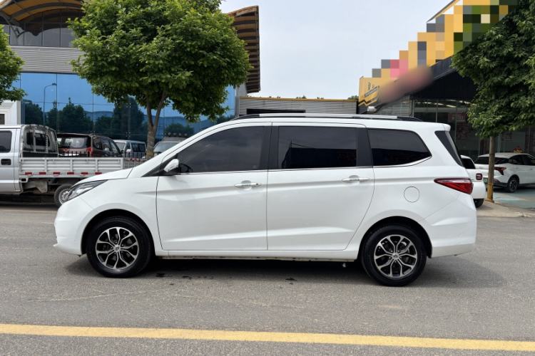 Used CHANGAN KAICHENG Oushang A600 2016 1.5L Manual Luxury 7-Seater Exterior 5